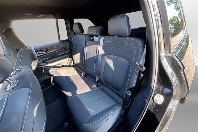 2024 Jeep Grand Cherokee Laredo 4x4