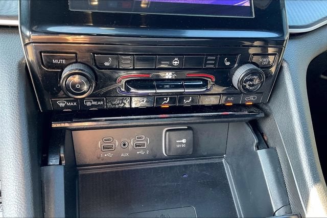 2024 Jeep Grand Cherokee Laredo 4x4
