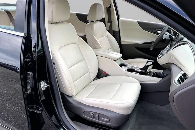 2024 Chevrolet Malibu 2LT