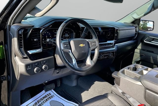 2023 Chevrolet Silverado 1500 LT (2FL)