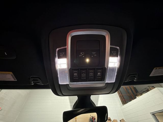 2021 RAM 1500 Big Horn Crew Cab 4x4 5'7" Box