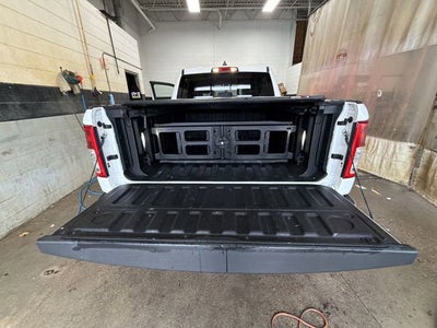2021 RAM 1500 Big Horn Crew Cab 4x4 5'7" Box