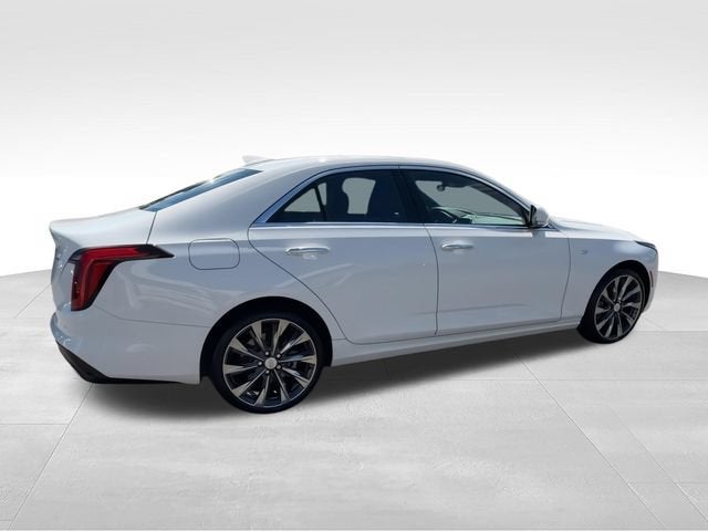 2023 Cadillac CT4 Premium Luxury