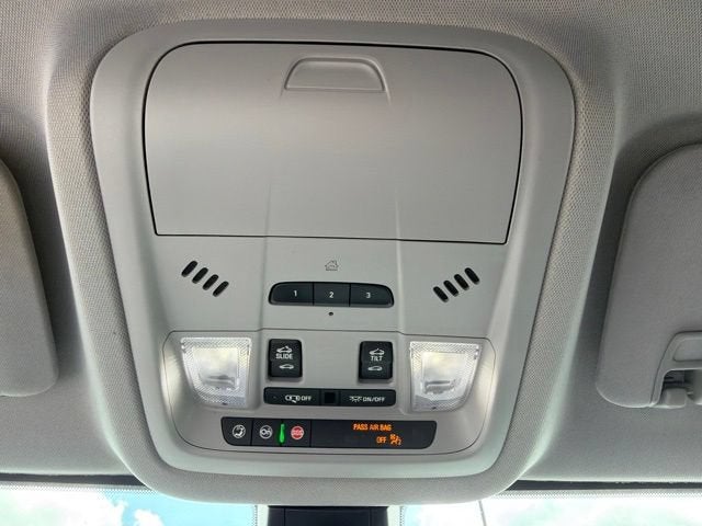 2022 GMC Acadia AT4