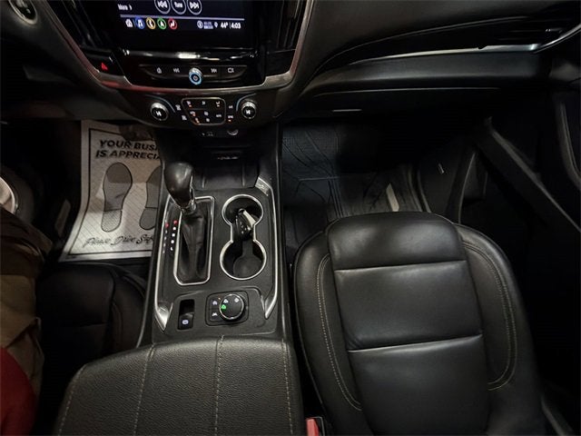 2022 Chevrolet Traverse LT Leather