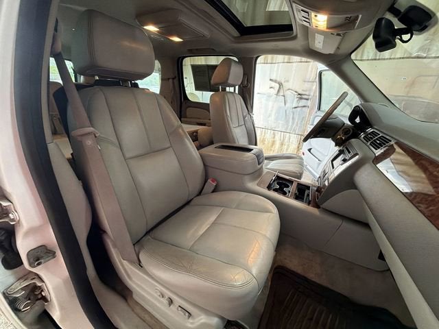 2008 Chevrolet Suburban LTZ
