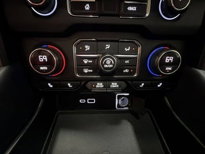 2021 Chevrolet Suburban RST