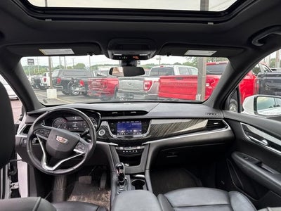 2022 Cadillac XT6 Premium Luxury
