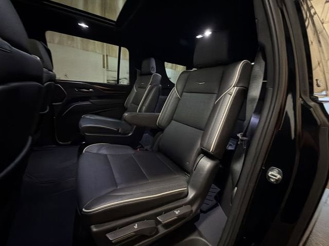 2023 Cadillac Escalade ESV Premium Luxury