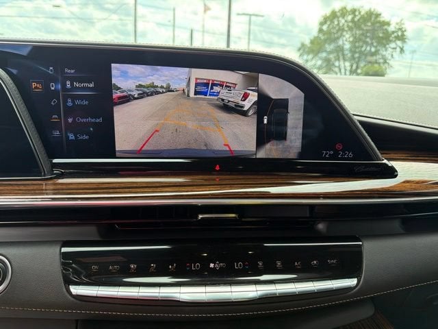2022 Cadillac Escalade ESV Premium Luxury