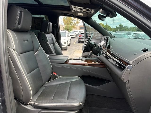 2022 Cadillac Escalade ESV Premium Luxury