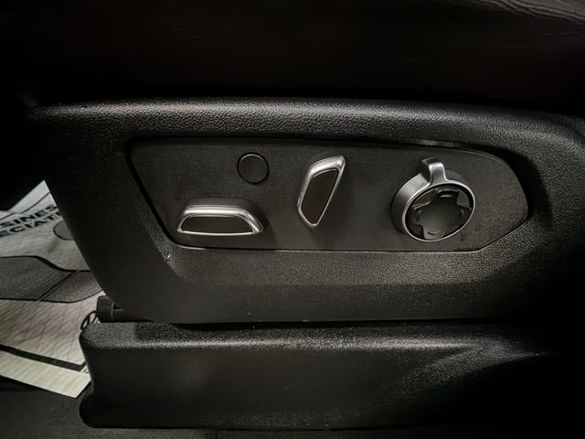 2022 Cadillac Escalade ESV Premium Luxury Platinum