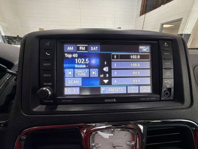 2014 Chrysler Town & Country Touring