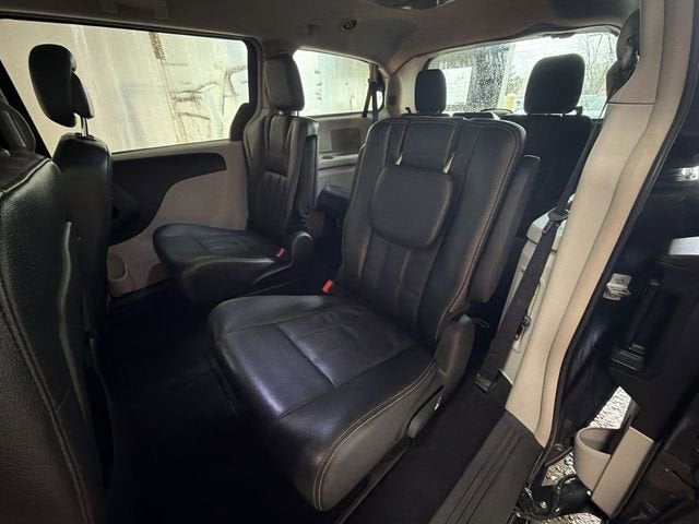 2014 Chrysler Town & Country Touring