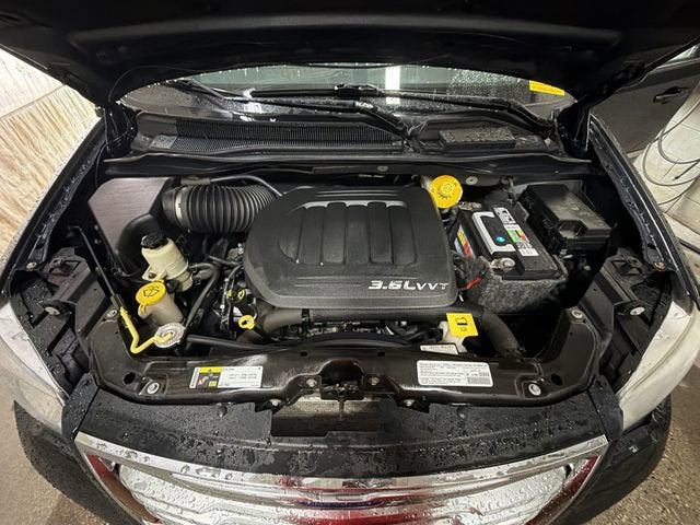 2014 Chrysler Town & Country Touring