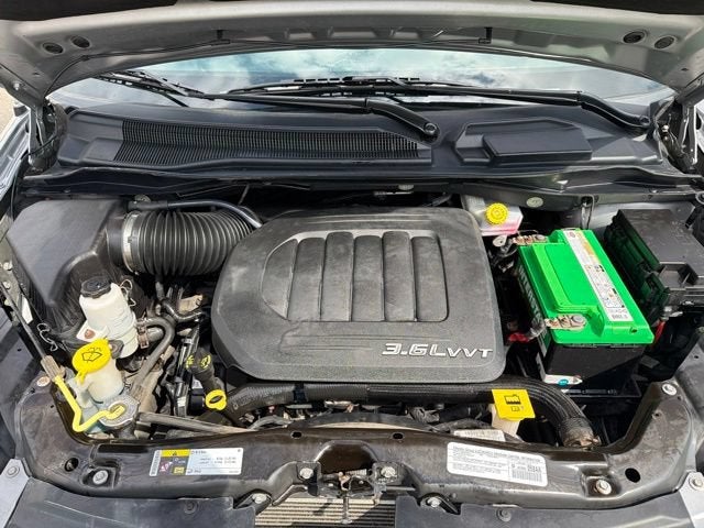 2014 Chrysler Town & Country Touring-L