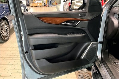 2020 Cadillac Escalade Luxury