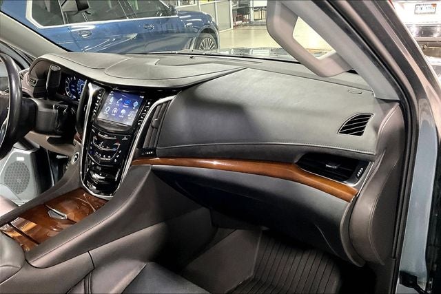 2020 Cadillac Escalade Luxury