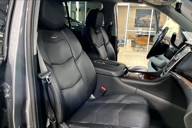 2020 Cadillac Escalade Luxury