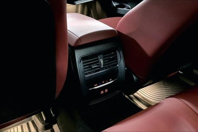 2024 BMW 3 Series 330i xDrive