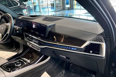 2026 BMW X7 xDrive40i