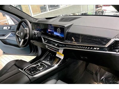 2027 BMW X7 xDrive40i