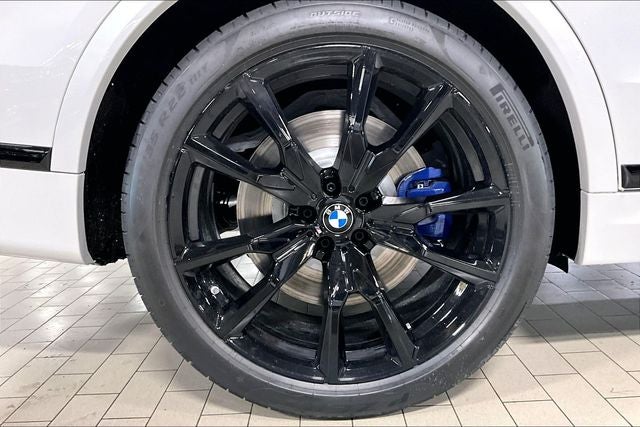2026 BMW X7 M60i