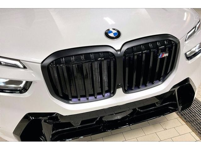 2026 BMW X7 M60i