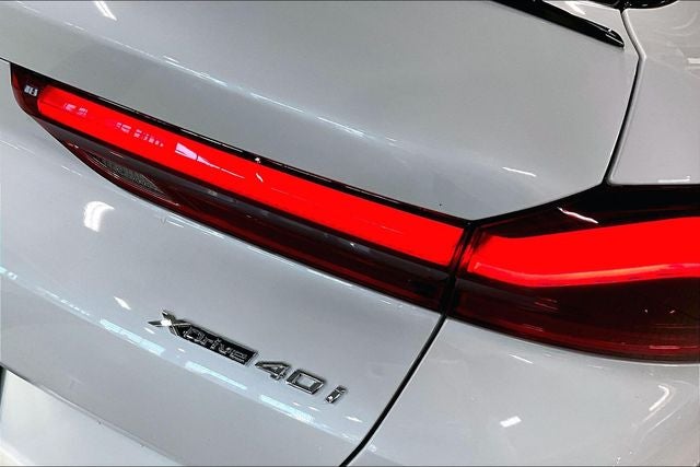 2026 BMW X6 xDrive40i