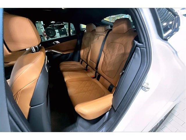 2026 BMW X6 xDrive40i