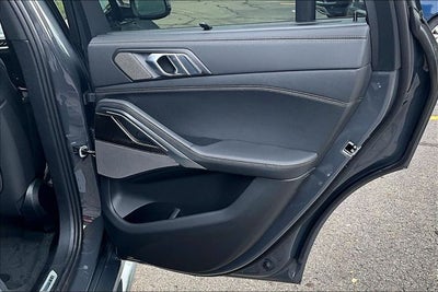 2027 BMW X6 M60i