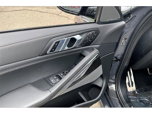 2027 BMW X6 M60i