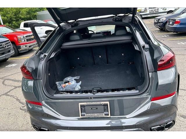 2027 BMW X6 M60i