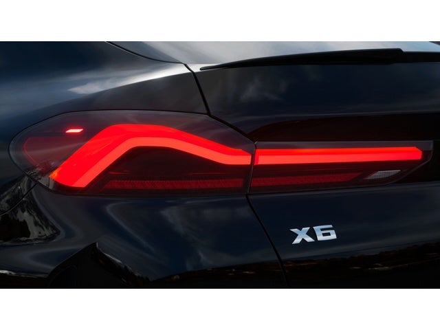2027 BMW X6 M60i