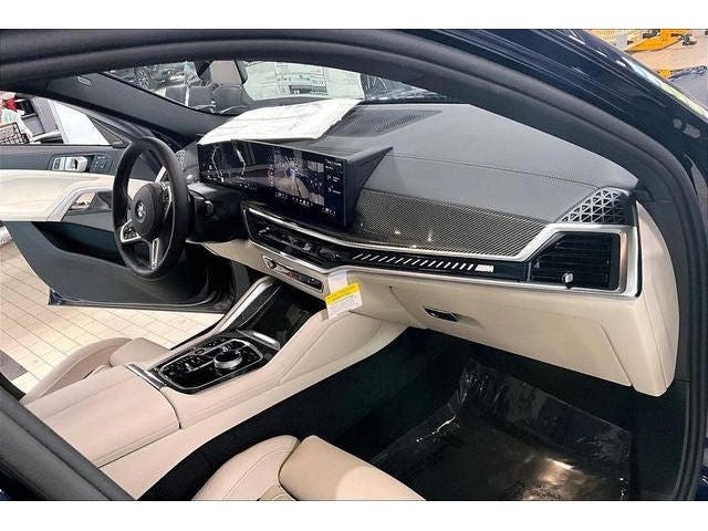 2027 BMW X6 M60i