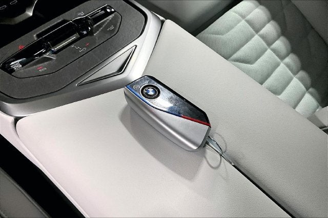 2027 BMW X5 40 xDrive