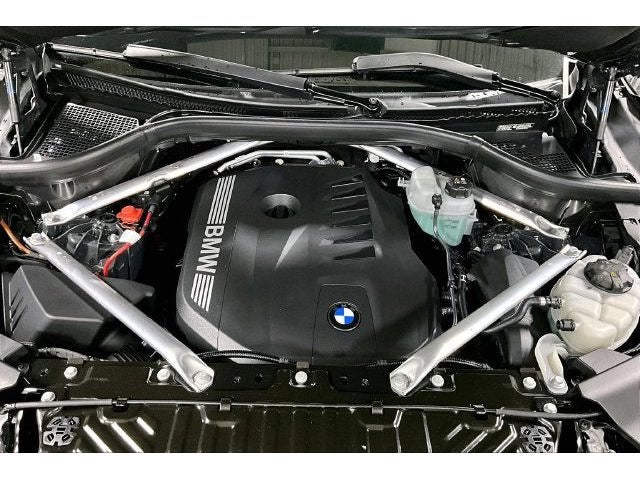 2027 BMW X5 40 xDrive