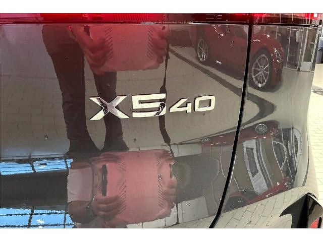 2027 BMW X5 40 xDrive