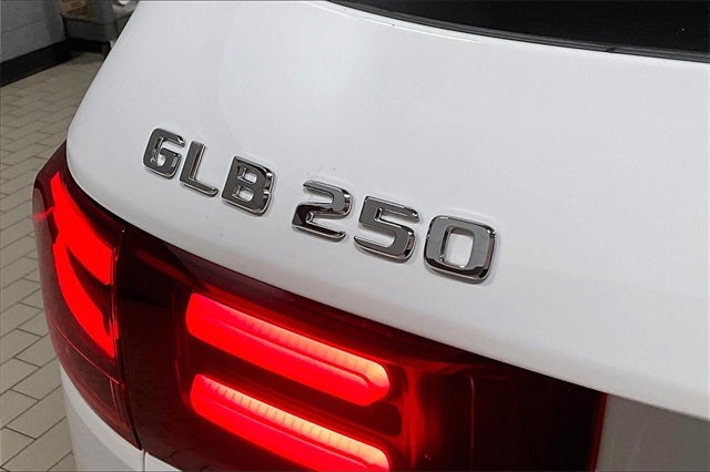 2025 Mercedes-Benz GLB GLB 250 4MATIC®