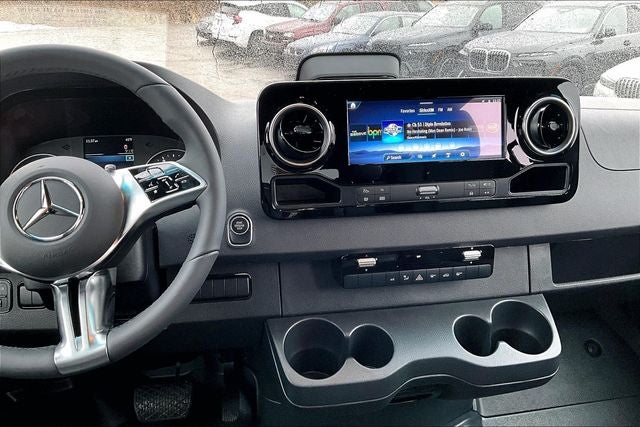 2026 Mercedes-Benz Sprinter 2500 Crew 144 WB