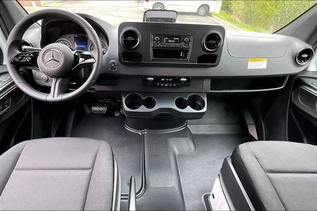 2026 Mercedes-Benz Sprinter 2500 Cargo 144 WB