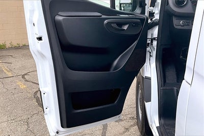 2025 Mercedes-Benz Sprinter 2500 Cargo 144 WB