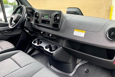 2025 Mercedes-Benz Sprinter 2500 Cargo 144 WB