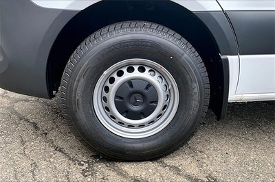 2025 Mercedes-Benz Sprinter 2500 Cargo 144 WB