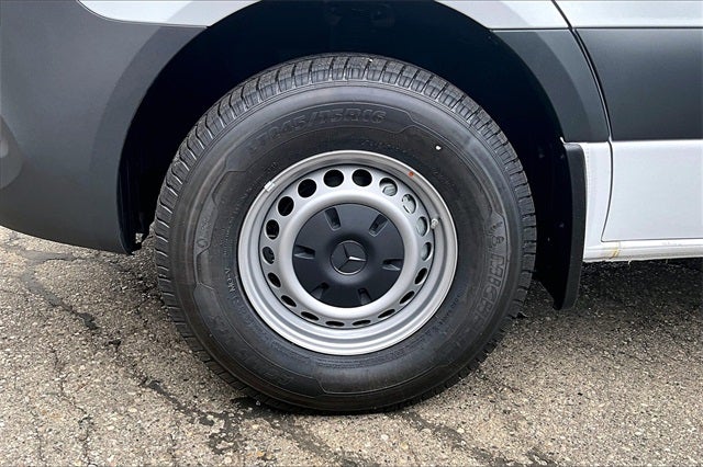 2025 Mercedes-Benz Sprinter 2500 Cargo 144 WB