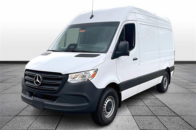 2025 Mercedes-Benz Sprinter 2500 Cargo 144 WB