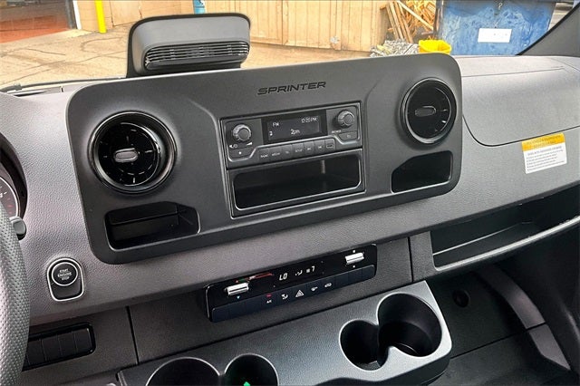 2025 Mercedes-Benz Sprinter 2500 Cargo 144 WB