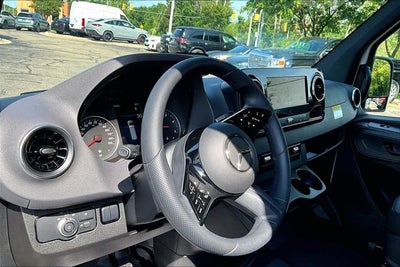 2026 Mercedes-Benz Sprinter 2500 Cargo 144 WB