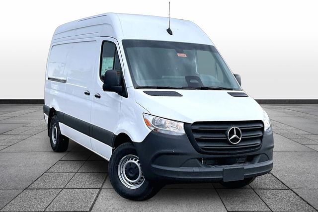 2026 Mercedes-Benz Sprinter 2500 144 WB's photo