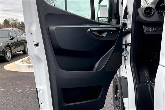 2025 Mercedes-Benz Sprinter 2500 Cargo 144 WB